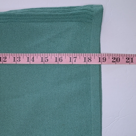 St John Sport Santana Knit Top Green P - Picture 9 of 10